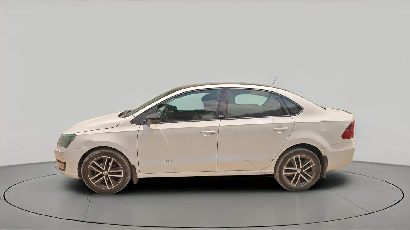 2020 Skoda Rapid STYLE TSI, Petrol, Manual, 87,827 km, exterior