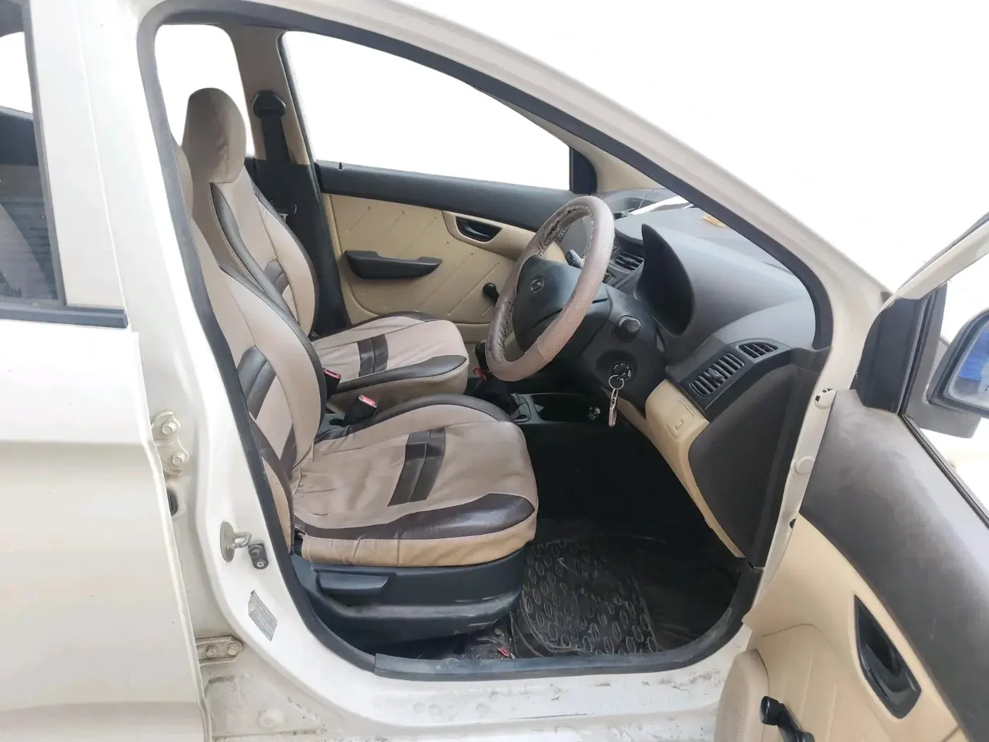 2012 Hyundai Eon D-LITE, Petrol, Manual, 58,103 km, interior