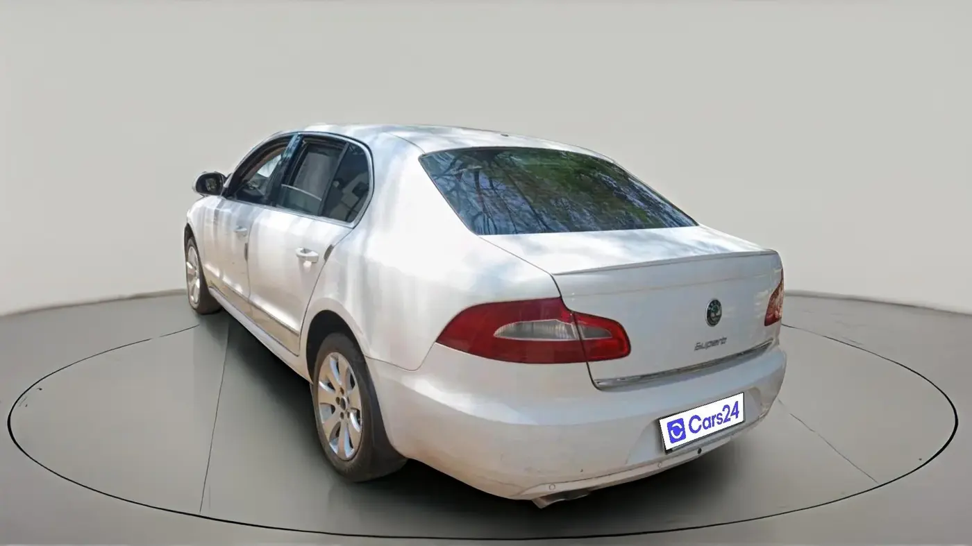 2011 Skoda Superb ELEGANCE 1.8 TSI MT, Petrol, Manual, 99,999 km, exterior