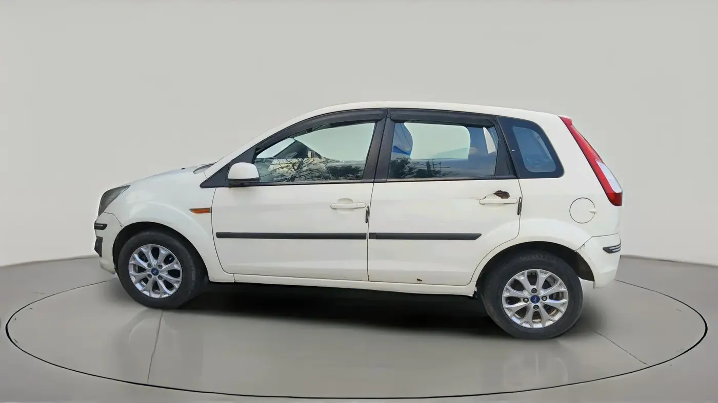 2013 Ford Figo TITANIUM 1.4 DIESEL, Diesel, Manual, 1,07,238 km, exterior