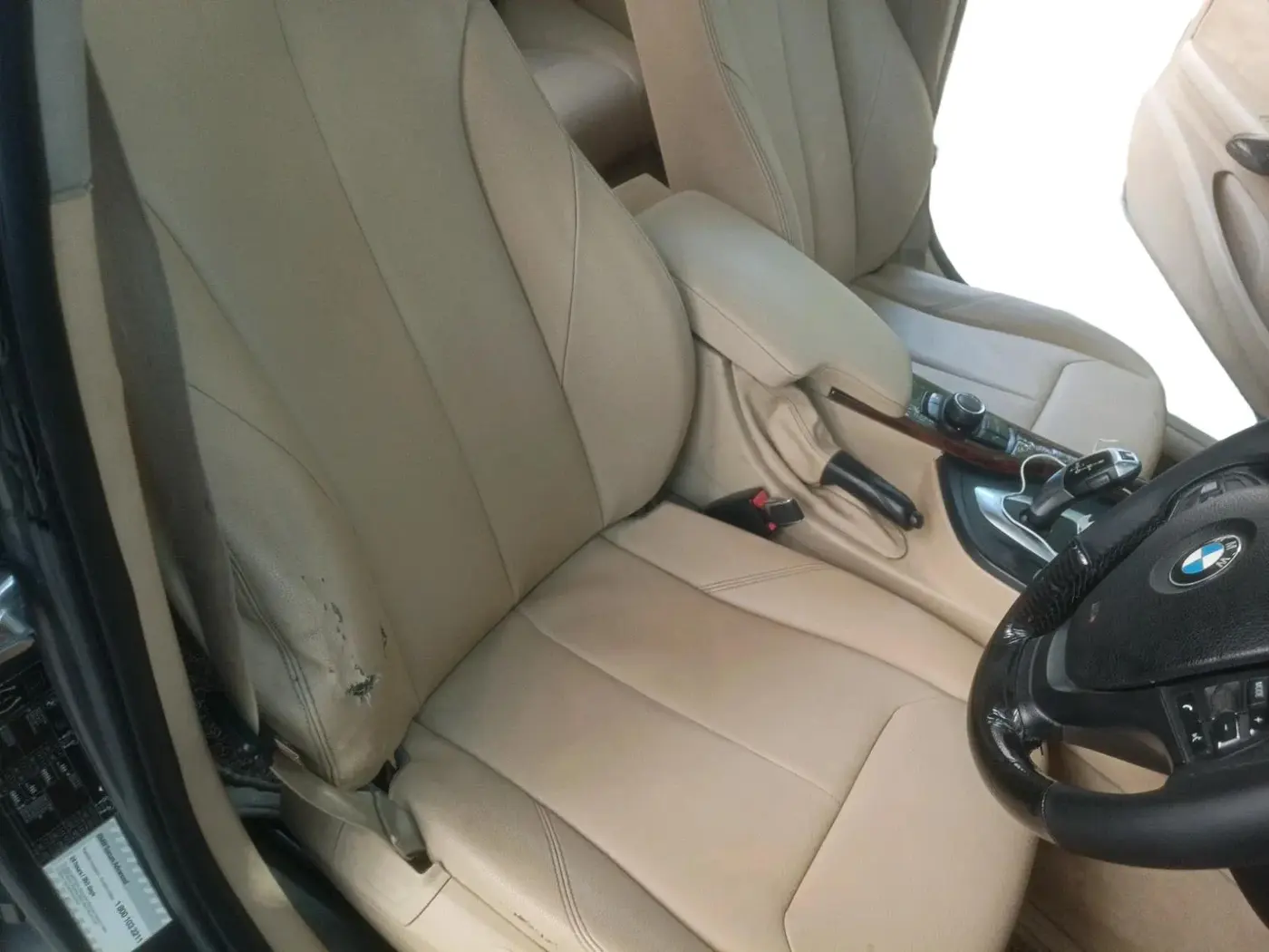 2013 BMW 3 Series 320d, Diesel, Automatic, 1,32,017 km, interior