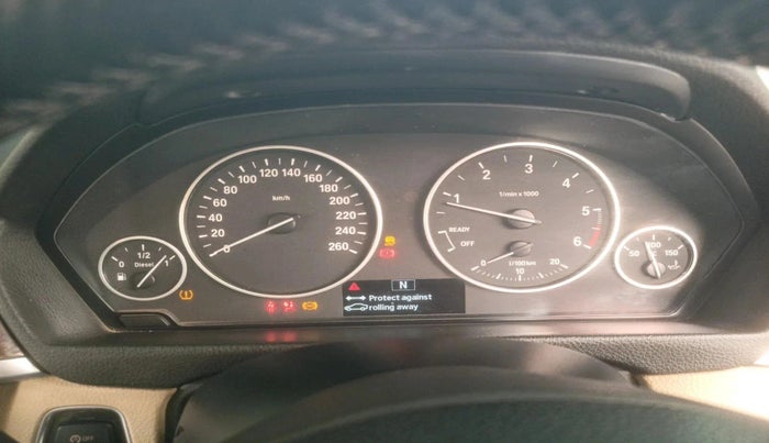 2013 BMW 3 Series 320d, Diesel, Automatic, 1,32,017 km, interior