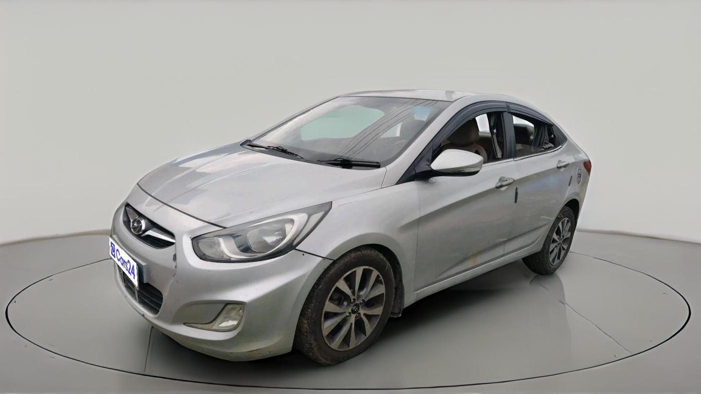 2013 Hyundai Verna FLUIDIC 1.6 CRDI SX, Diesel, Manual, 1,76,922 km, exterior