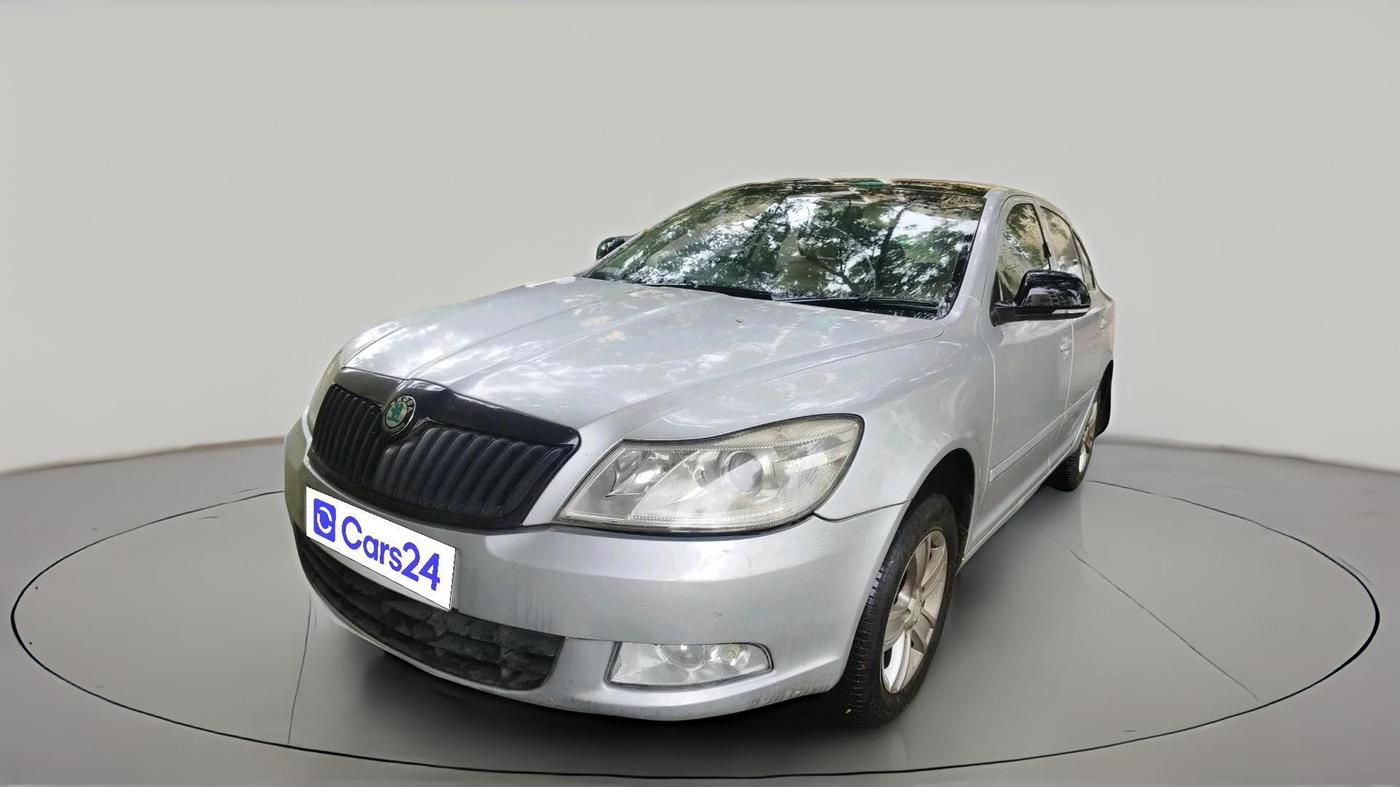 2012 Skoda Laura AMBIENTE 2.0 TDI CR MT, Diesel, Manual, 1,13,165 km, exterior