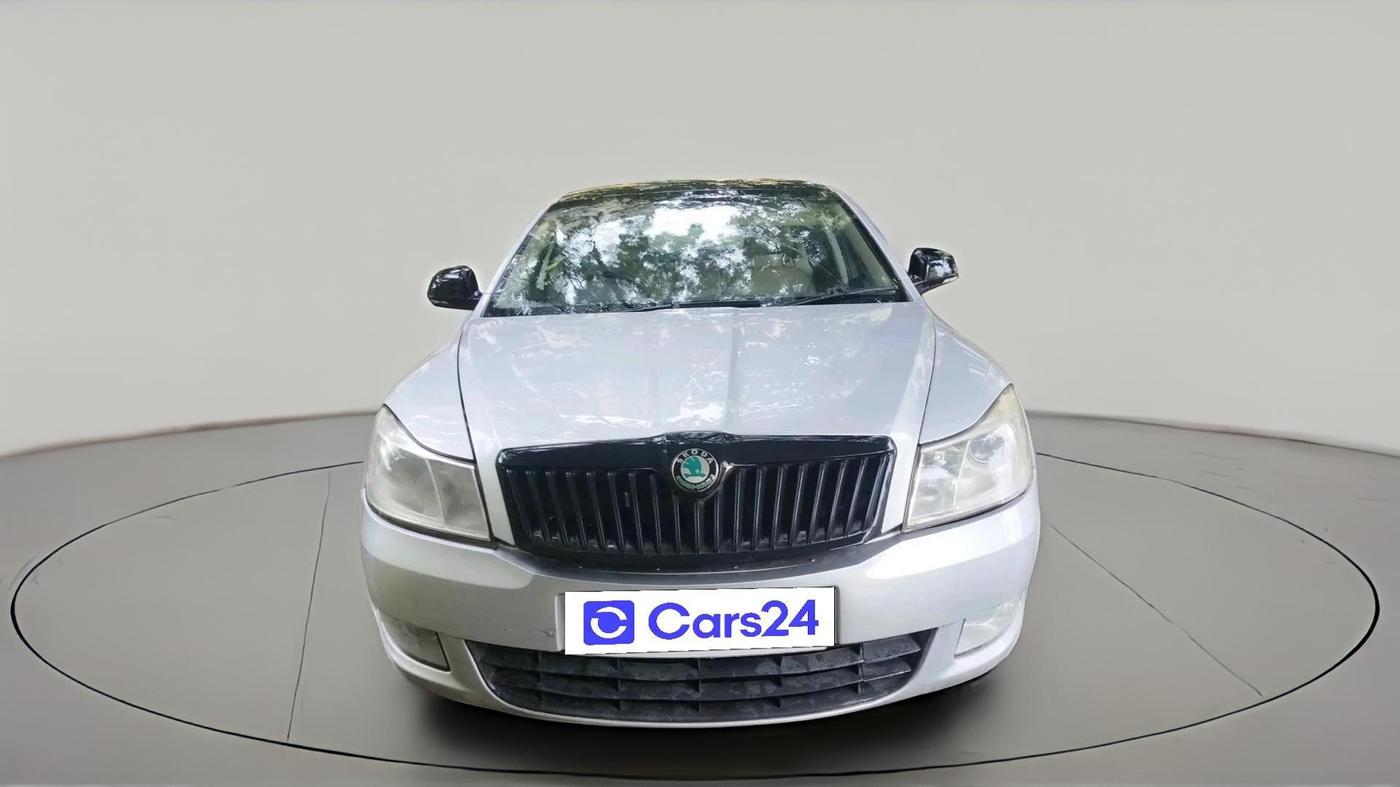 2012 Skoda Laura AMBIENTE 2.0 TDI CR MT, Diesel, Manual, 1,13,165 km, exterior