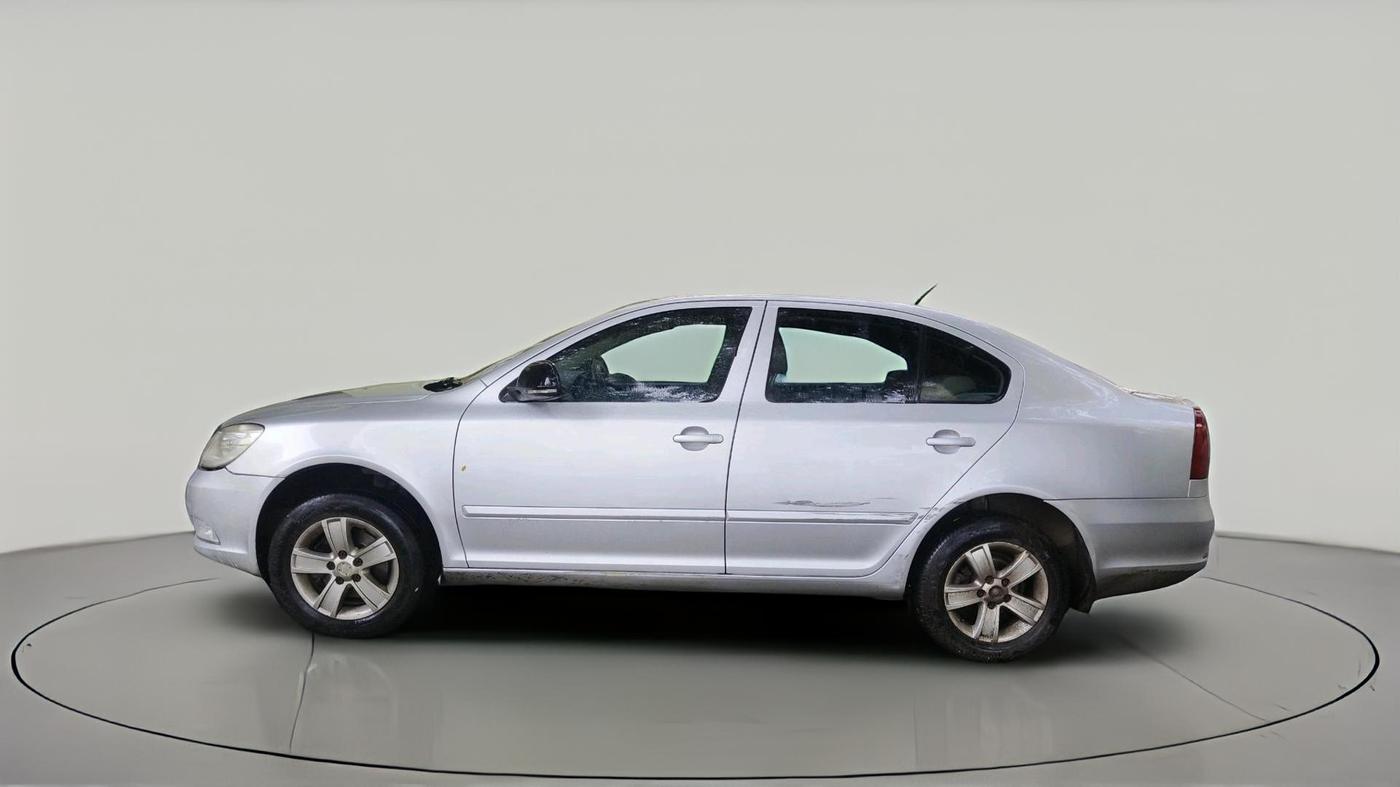2012 Skoda Laura AMBIENTE 2.0 TDI CR MT, Diesel, Manual, 1,13,165 km, exterior