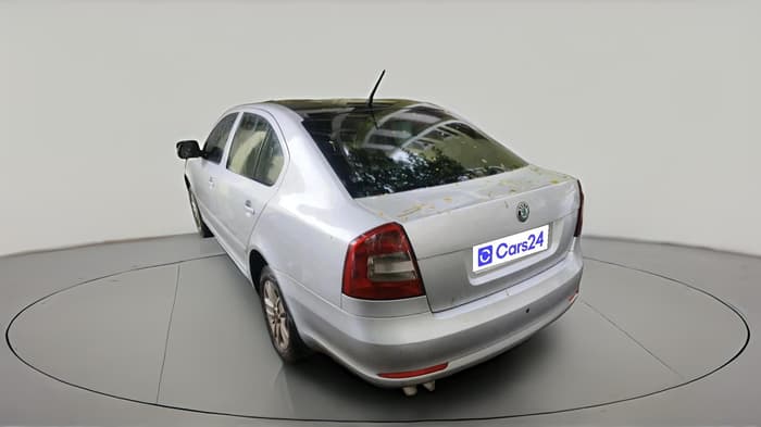 2012 Skoda Laura AMBIENTE 2.0 TDI CR MT, Diesel, Manual, 1,13,165 km, exterior