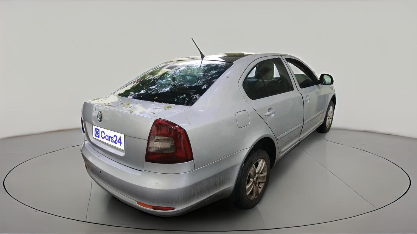 2012 Skoda Laura AMBIENTE 2.0 TDI CR MT, Diesel, Manual, 1,13,165 km, exterior