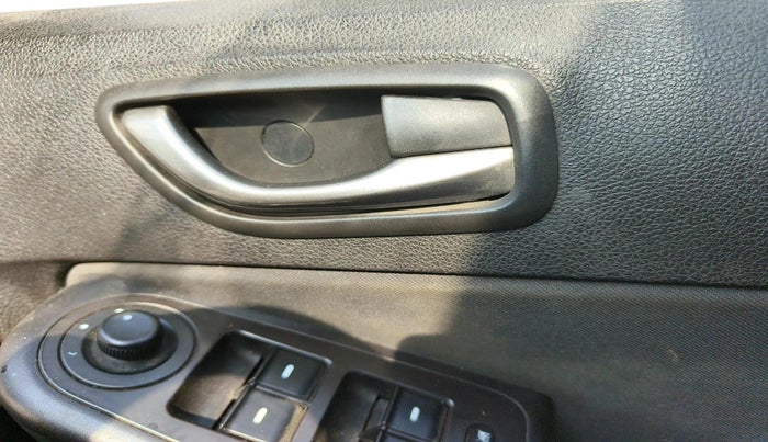 2015 Tata Zest XT PETROL, Petrol, Manual, 73,088 km, interior