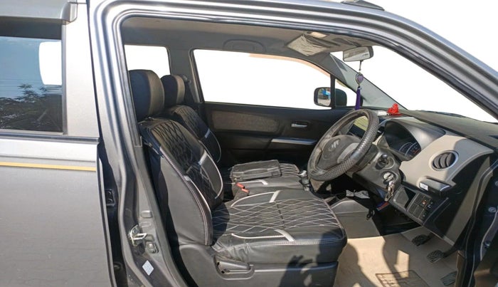 2016 Maruti Wagon R 1.0 VXI, Petrol, Manual, 26,129 km, interior