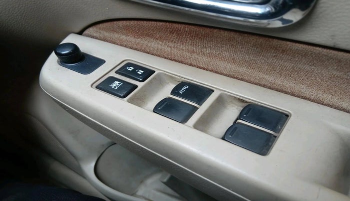 2016 Maruti Ciaz VDI SHVS, Diesel, Manual, 1,46,278 km, interior