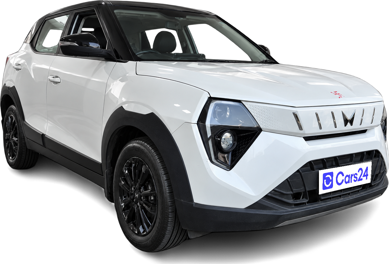 2025 Mahindra XUV 3XO - SUV - Petrol - Manual - ₹8.83 lakh