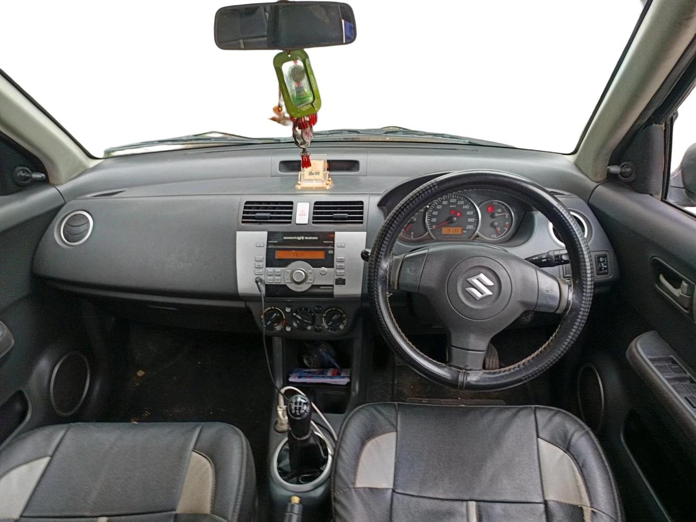 2011 Maruti Swift VDI, Diesel, Manual, 1,51,339 km, interior