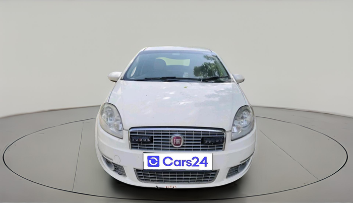 2011 Fiat Linea EMOTION 1.3, Diesel, Manual, 99,990 km, exterior