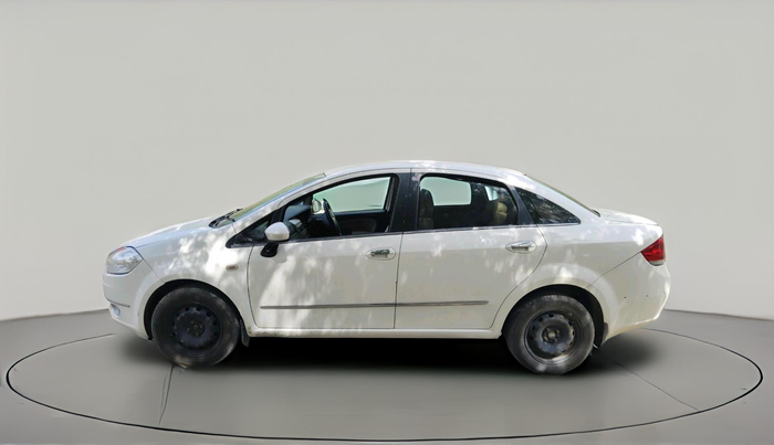 2011 Fiat Linea EMOTION 1.3, Diesel, Manual, 99,990 km, exterior