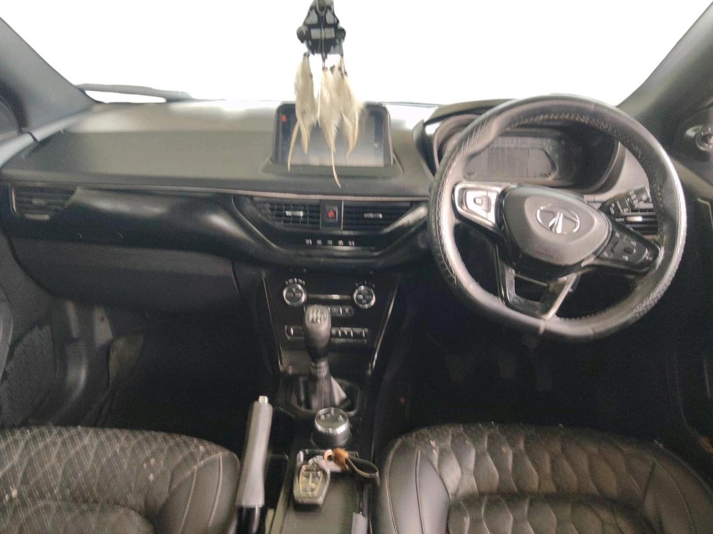 2022 Tata NEXON XZ PLUS (O) PETROL DARK EDITION, Petrol, Manual, 18,386 km, interior