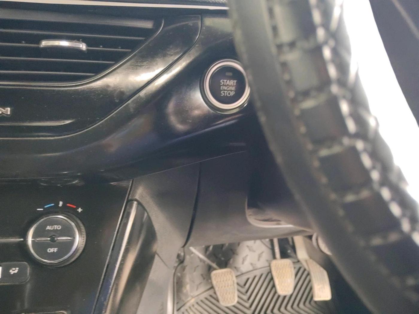 2022 Tata NEXON XZ PLUS (O) PETROL DARK EDITION, Petrol, Manual, 18,386 km, interior