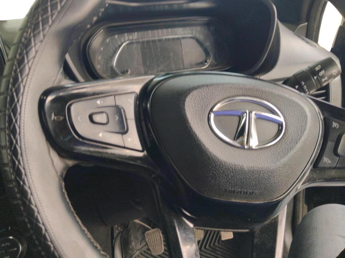 2022 Tata NEXON XZ PLUS (O) PETROL DARK EDITION, Petrol, Manual, 18,386 km, interior