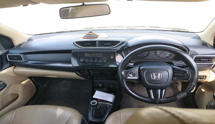2018 Honda Amaze 1.5L I-DTEC S, Diesel, Manual, 2,10,725 km, interior