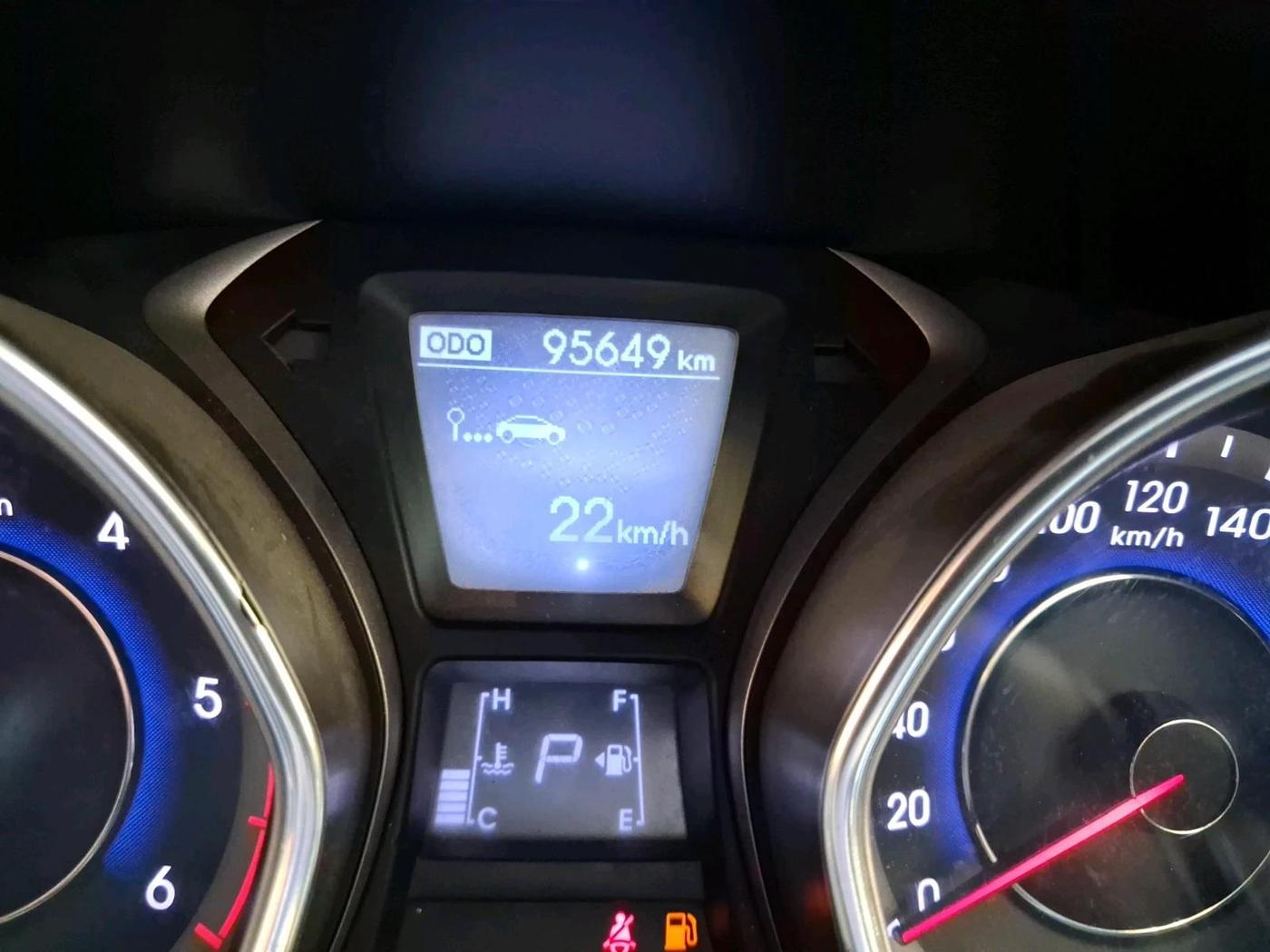 2015 Hyundai New Elantra 1.6 SX AT DIESEL, Diesel, Automatic, 95,649 km, interior