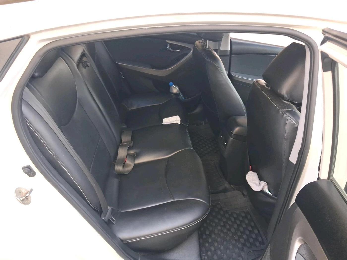 2015 Hyundai New Elantra 1.6 SX AT DIESEL, Diesel, Automatic, 95,649 km, interior