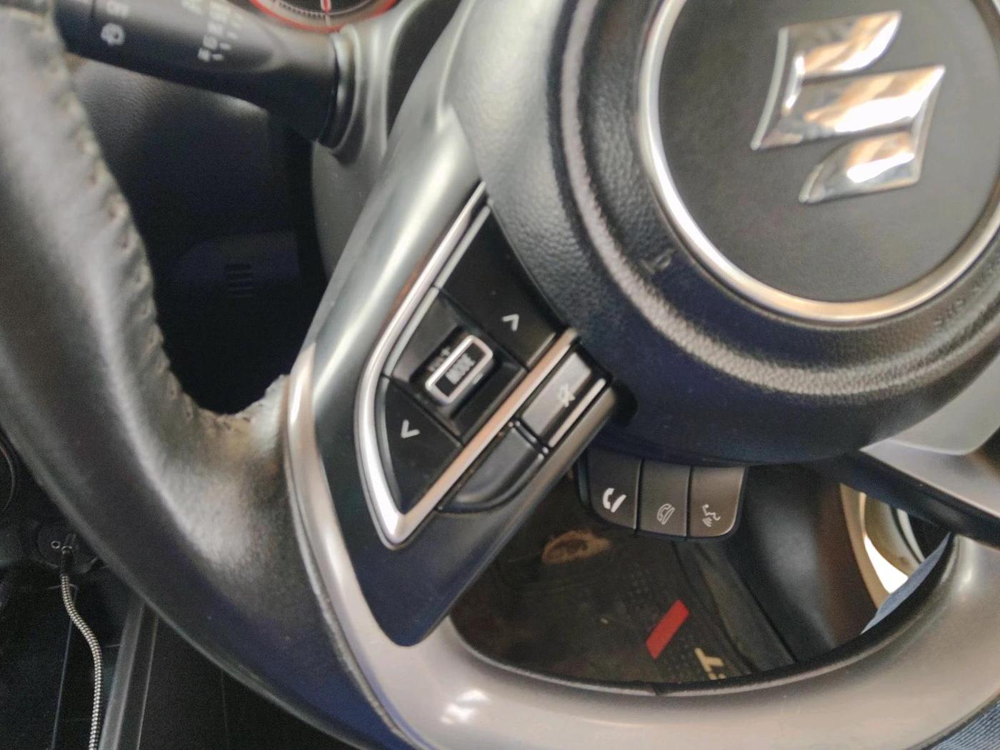 2022 Maruti Swift ZXI, Petrol, Manual, 76,772 km, interior