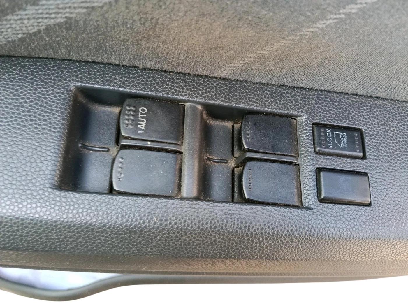 2011 Maruti Ritz VXI, Petrol, Manual, 73,785 km, interior
