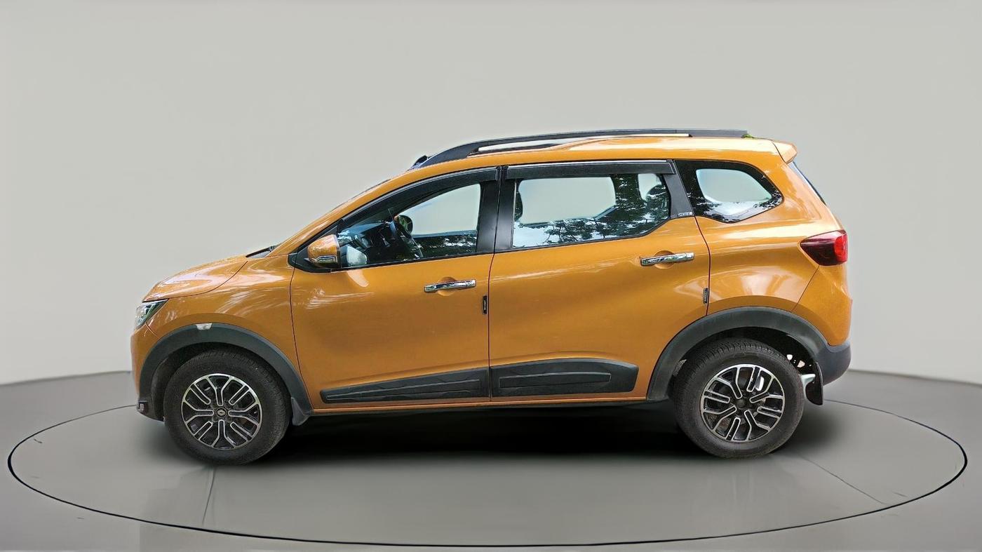 2020 Renault TRIBER RXZ AMT, Petrol, Automatic, 52,408 km, exterior