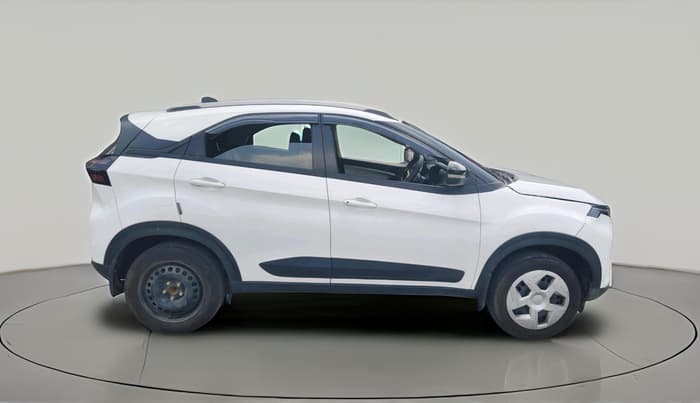 2025 Tata NEXON Pure Plus 1.2 iCNG 6MT, CNG, Manual, 38,797 km, exterior