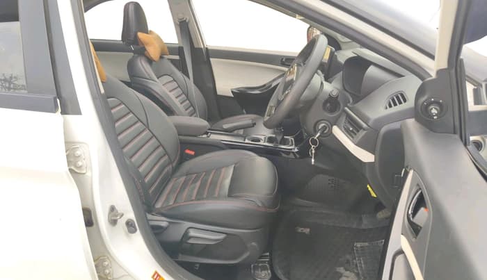 2025 Tata NEXON Pure Plus 1.2 iCNG 6MT, CNG, Manual, 38,797 km, interior