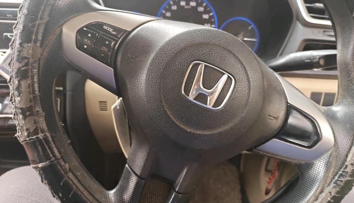 2016 Honda Amaze 1.2L I-VTEC S, Petrol, Manual, 1,02,370 km, interior