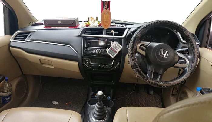 2016 Honda Amaze 1.2L I-VTEC S, Petrol, Manual, 1,02,370 km, interior