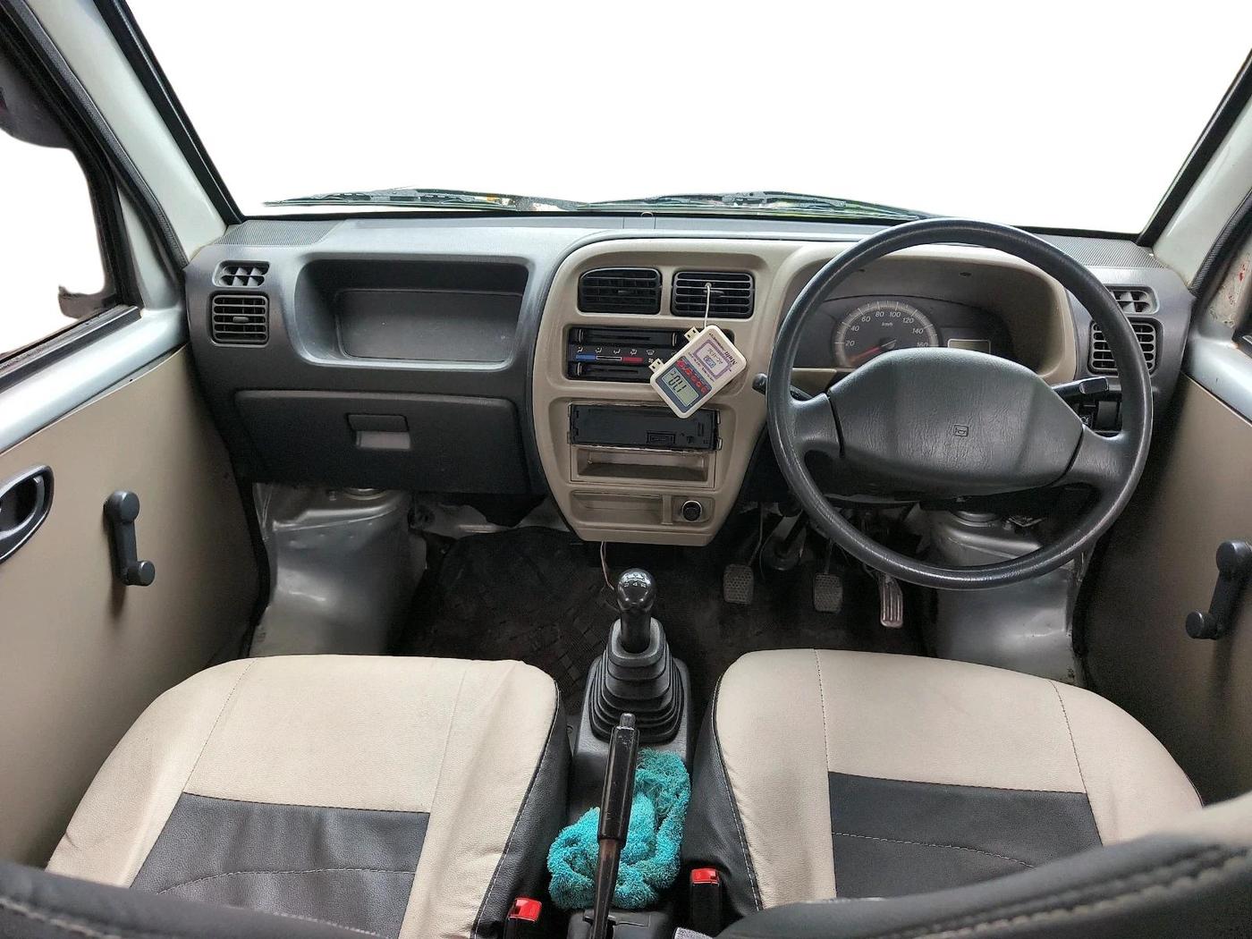 2014 Maruti Eeco 7 STR, Petrol, Manual, 69,835 km, interior
