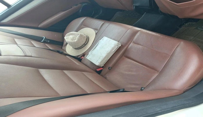 2010 Mercedes Benz C Class 200 CGI AVANTGARDE, Petrol, Automatic, 69,995 km, interior