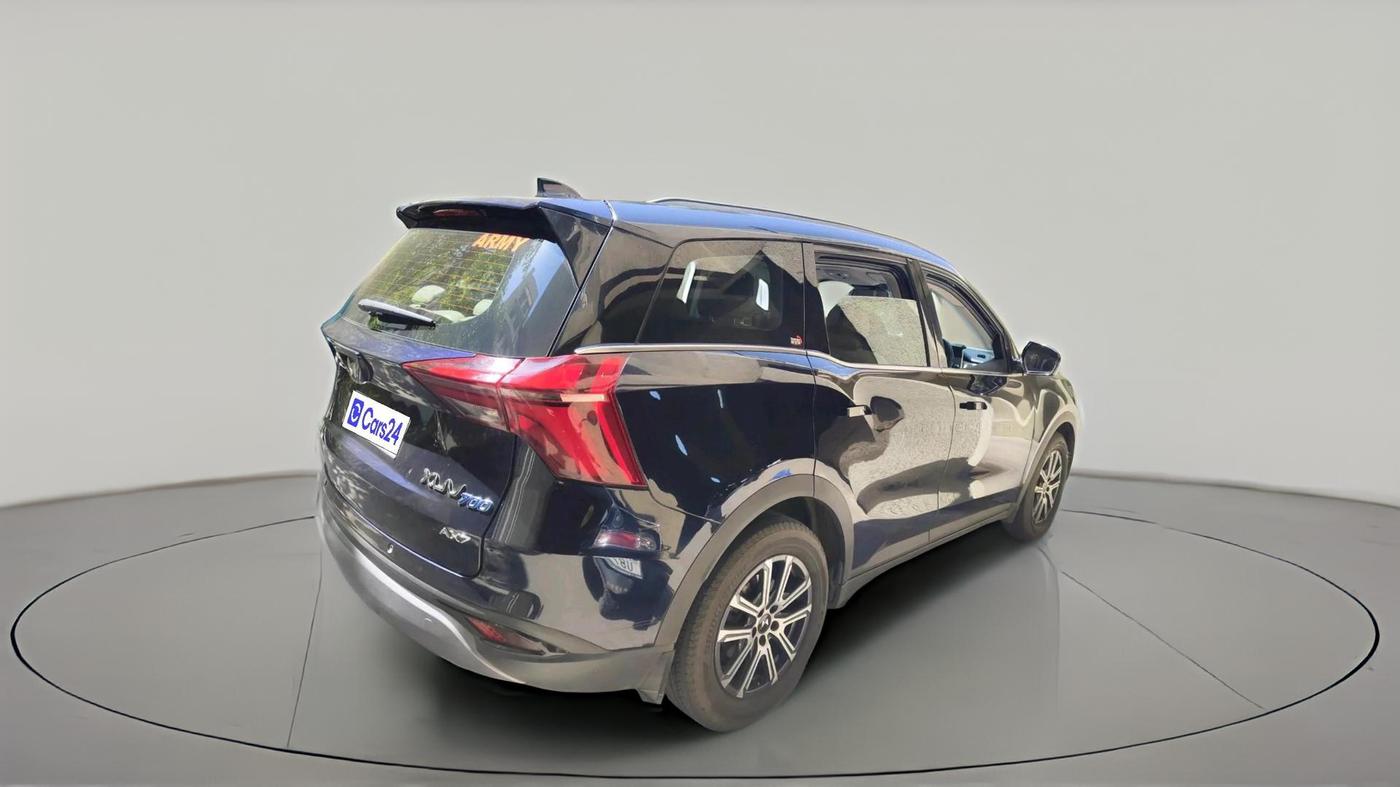 2024 Mahindra XUV700 AX 7 LUXURY P AT 7 STR, Petrol, Automatic, 44,409 km, exterior
