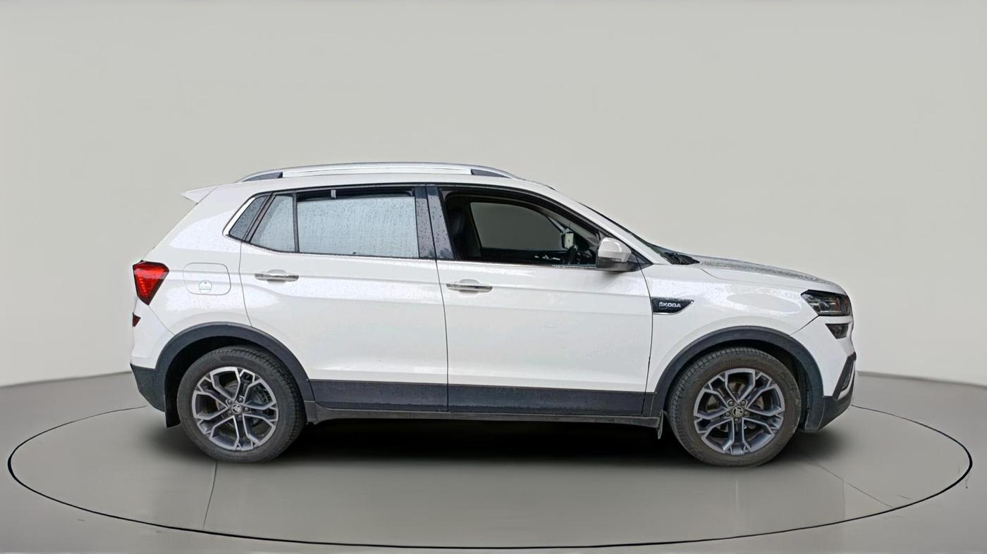 2021 Skoda KUSHAQ STYLE 1.0L TSI MT, Petrol, Manual, 80,226 km, exterior