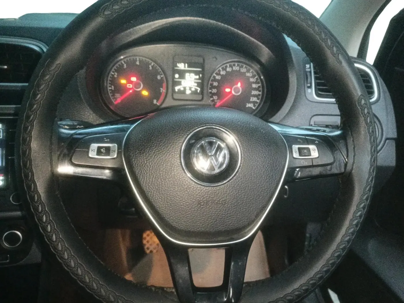 2019 Volkswagen Polo HIGHLINE PLUS 1.0 16 ALLOY, Petrol, Manual, 62,222 km, interior
