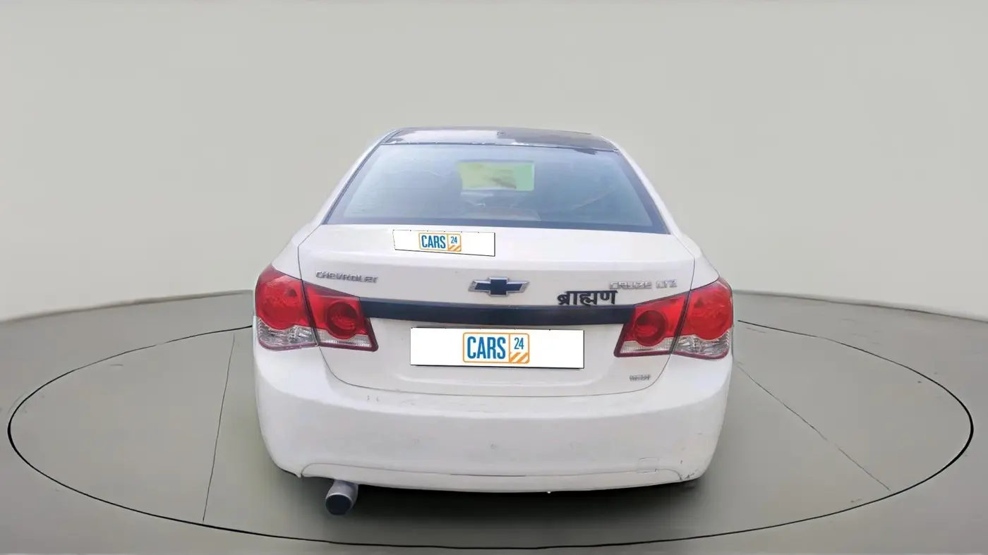 2013 Chevrolet Cruze LTZ, Diesel, Manual, 1,27,158 km, exterior