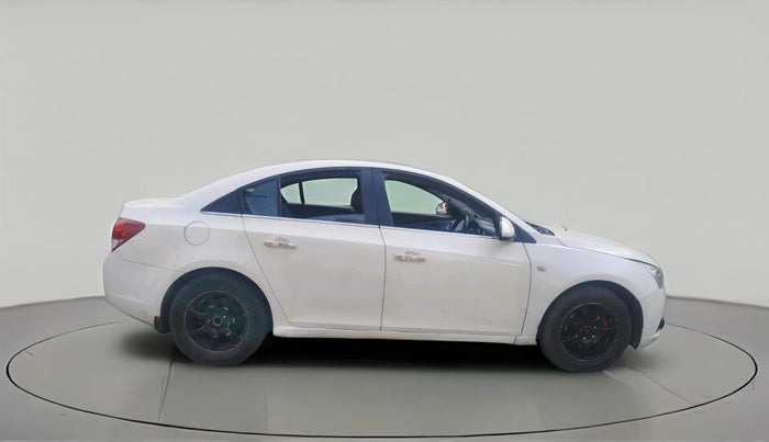 2013 Chevrolet Cruze LTZ, Diesel, Manual, 1,27,158 km, exterior