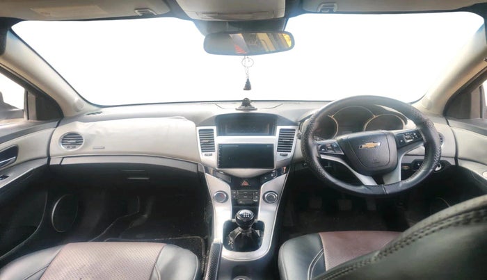 2013 Chevrolet Cruze LTZ, Diesel, Manual, 1,27,158 km, interior