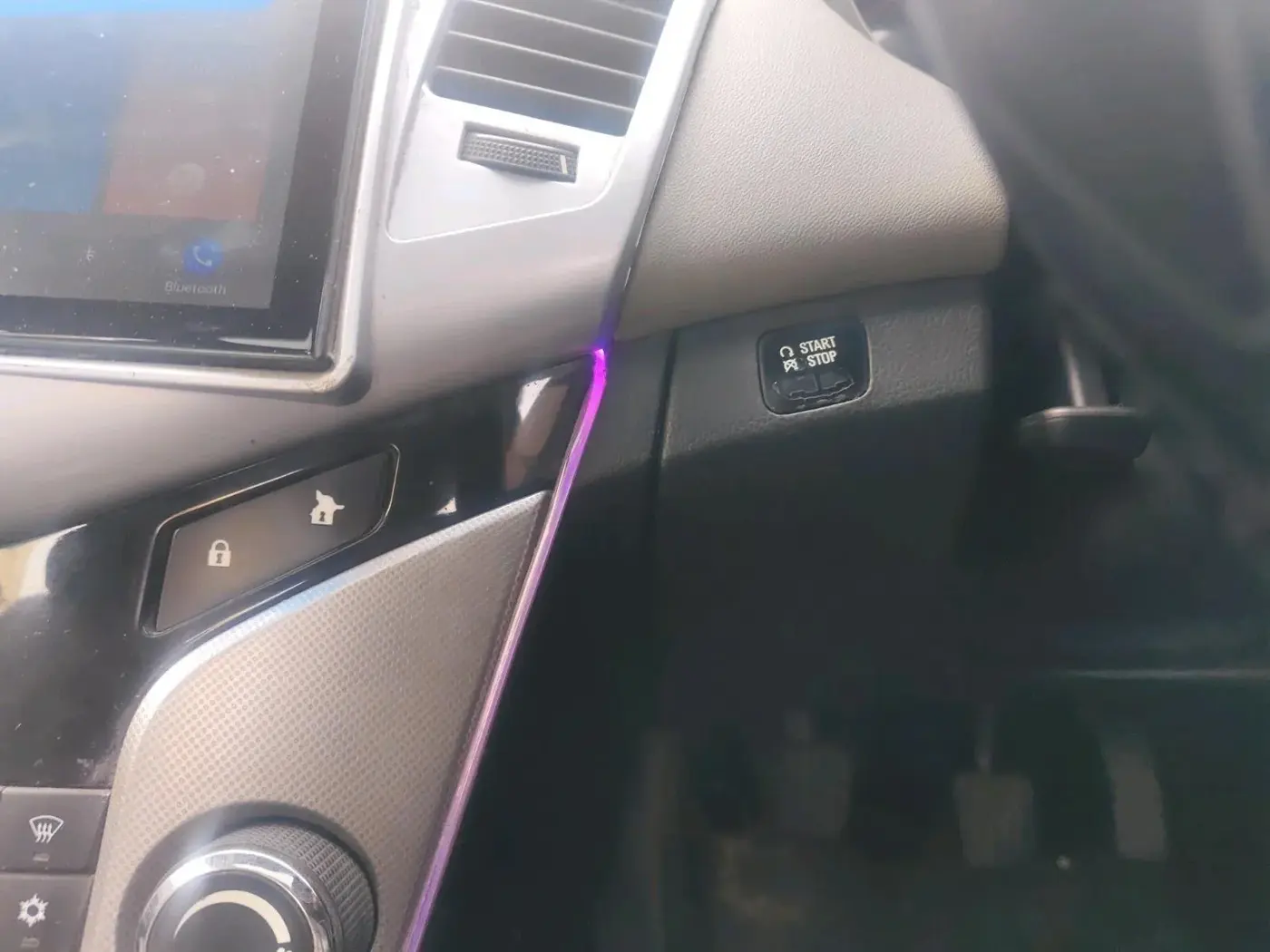 2013 Chevrolet Cruze LTZ, Diesel, Manual, 1,27,158 km, interior