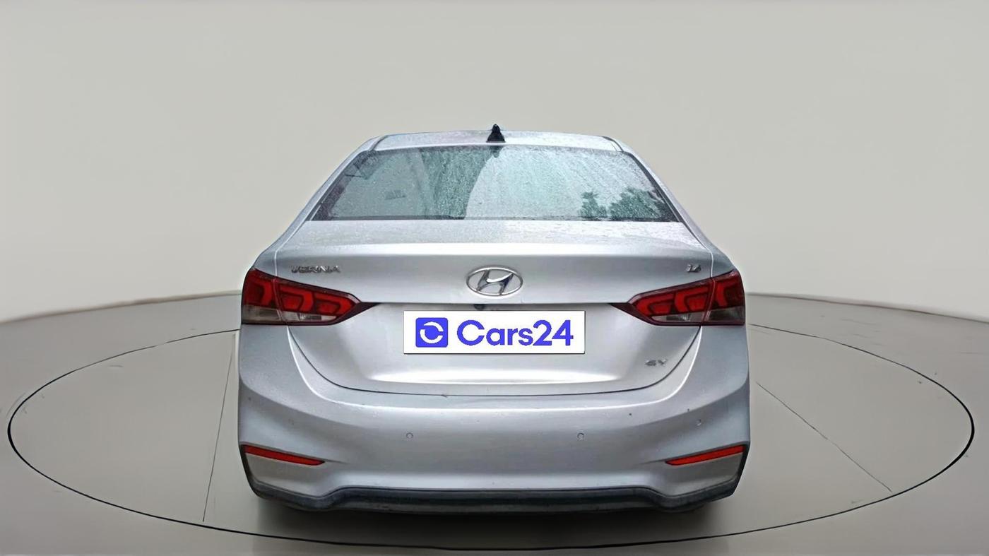 2017 Hyundai Verna 1.6 VTVT SX O, Petrol, Manual, 1,22,240 km, exterior