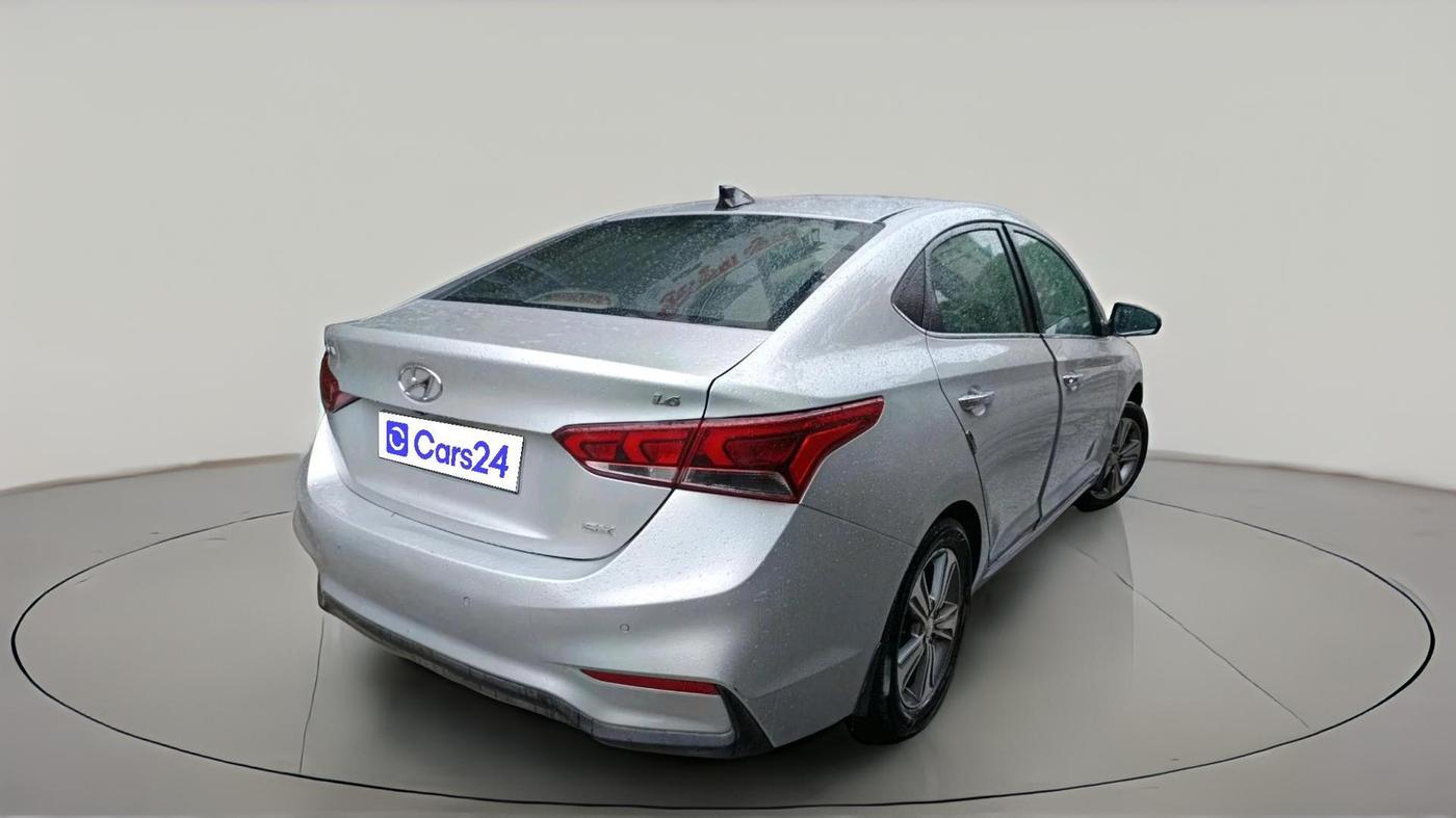 2017 Hyundai Verna 1.6 VTVT SX O, Petrol, Manual, 1,22,240 km, exterior