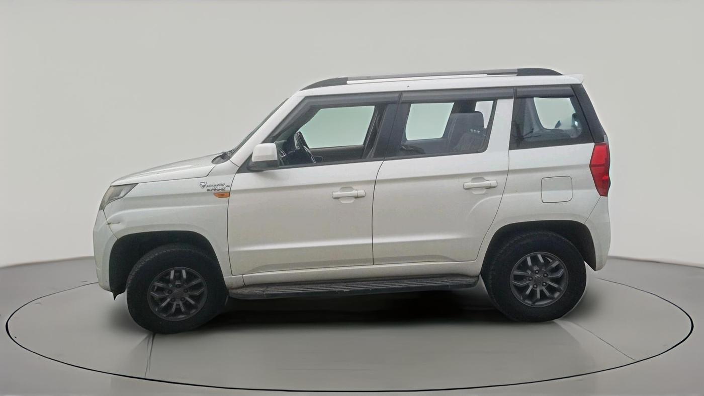 2018 Mahindra TUV300 T10, Diesel, Manual, 91,524 km, exterior