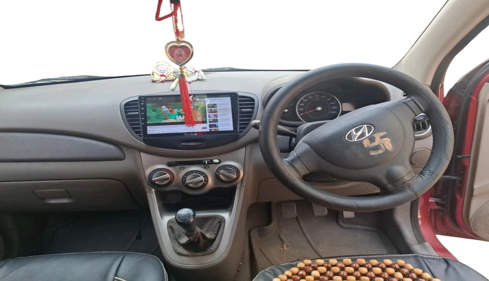 2013 Hyundai i10 ERA 1.1, Petrol, Manual, 65,544 km, interior