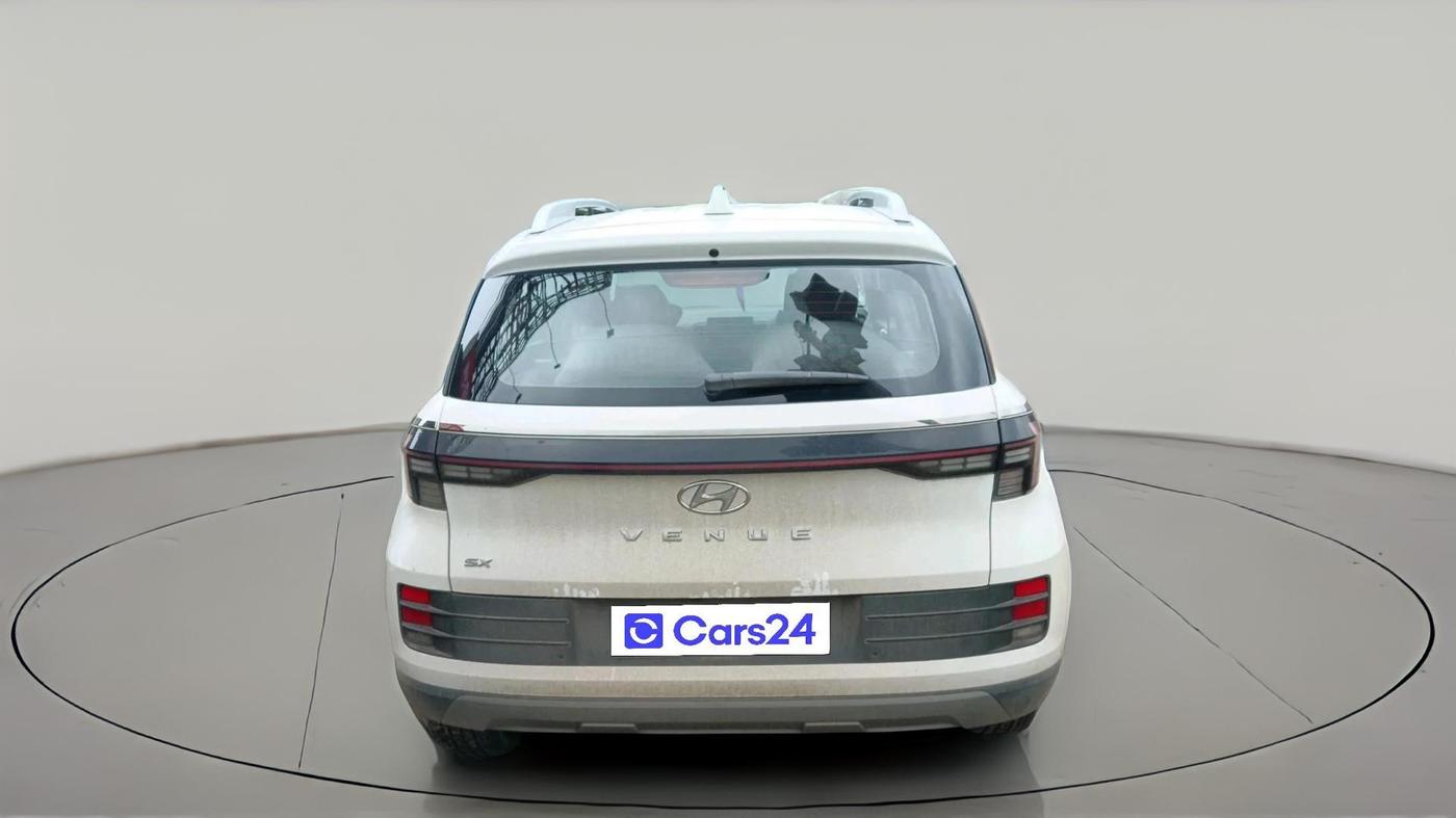 2024 Hyundai VENUE SX 1.5 CRDI, Diesel, Manual, 71,944 km, exterior
