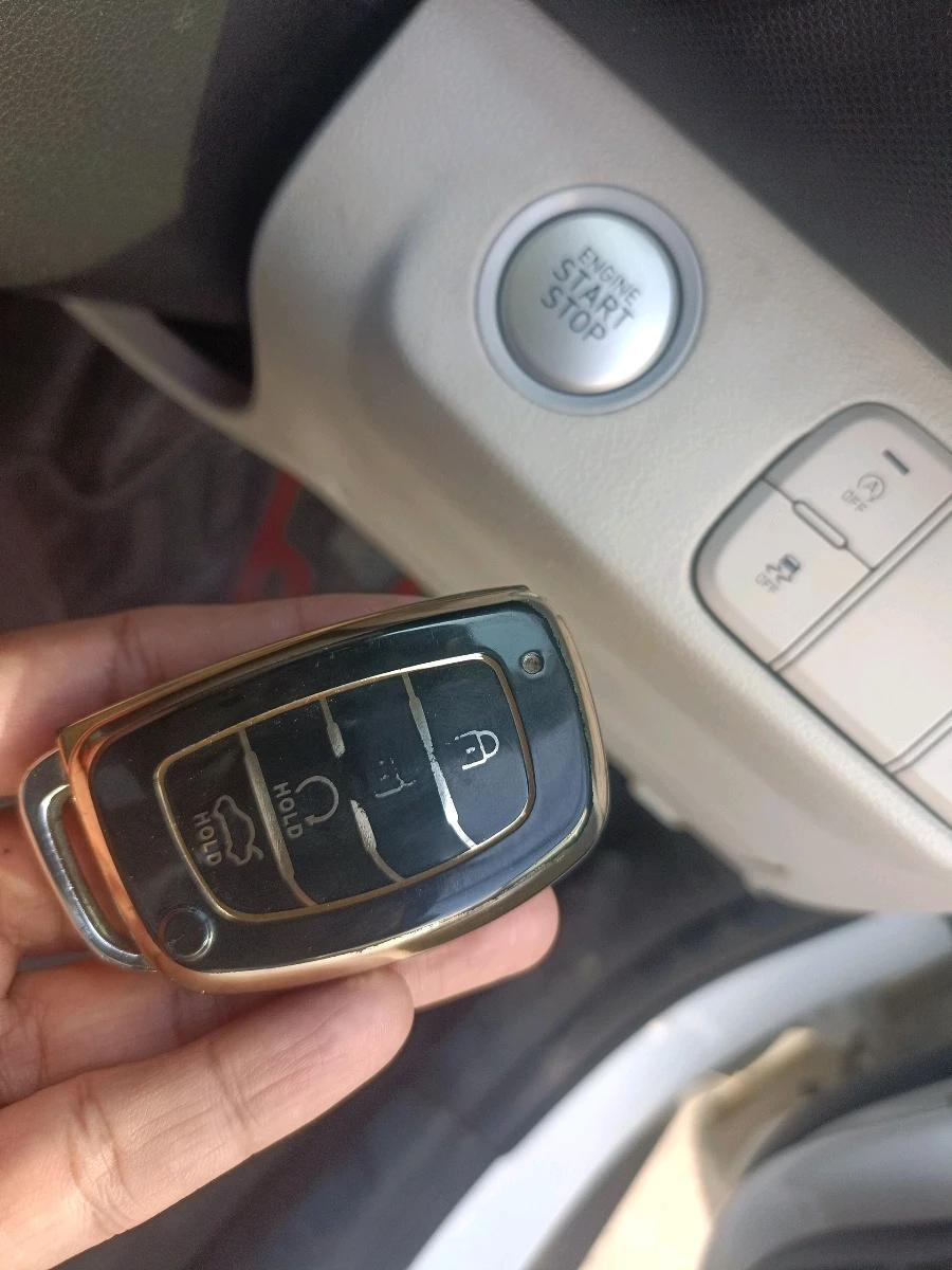 2024 Hyundai VENUE SX 1.5 CRDI, Diesel, Manual, 71,944 km, interior