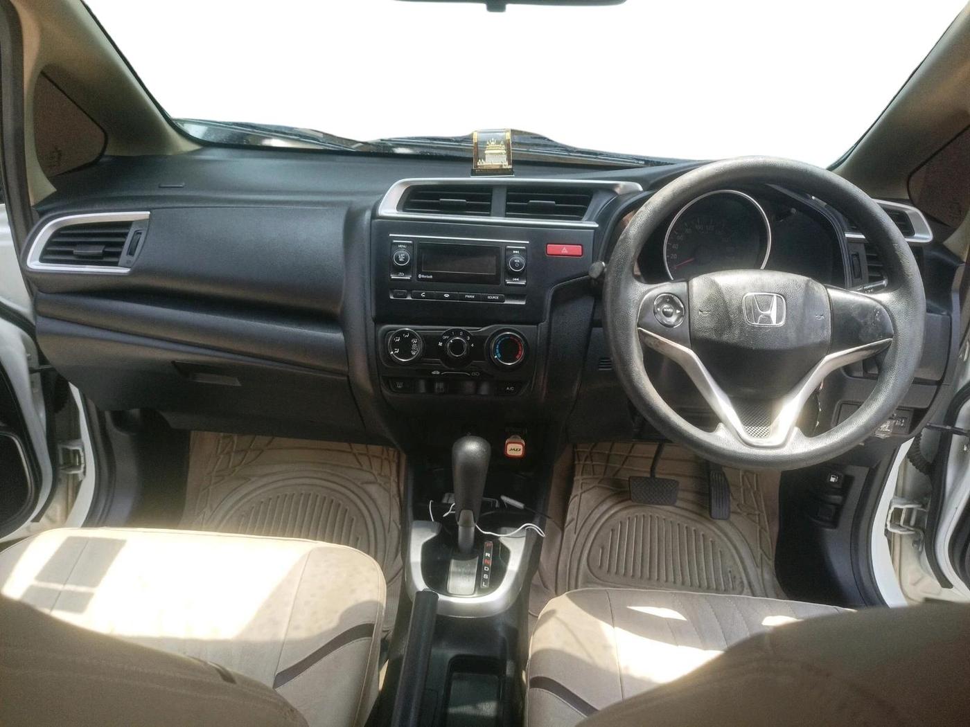 2015 Honda Jazz 1.2L I-VTEC V AT, Petrol, Automatic, 57,152 km, interior