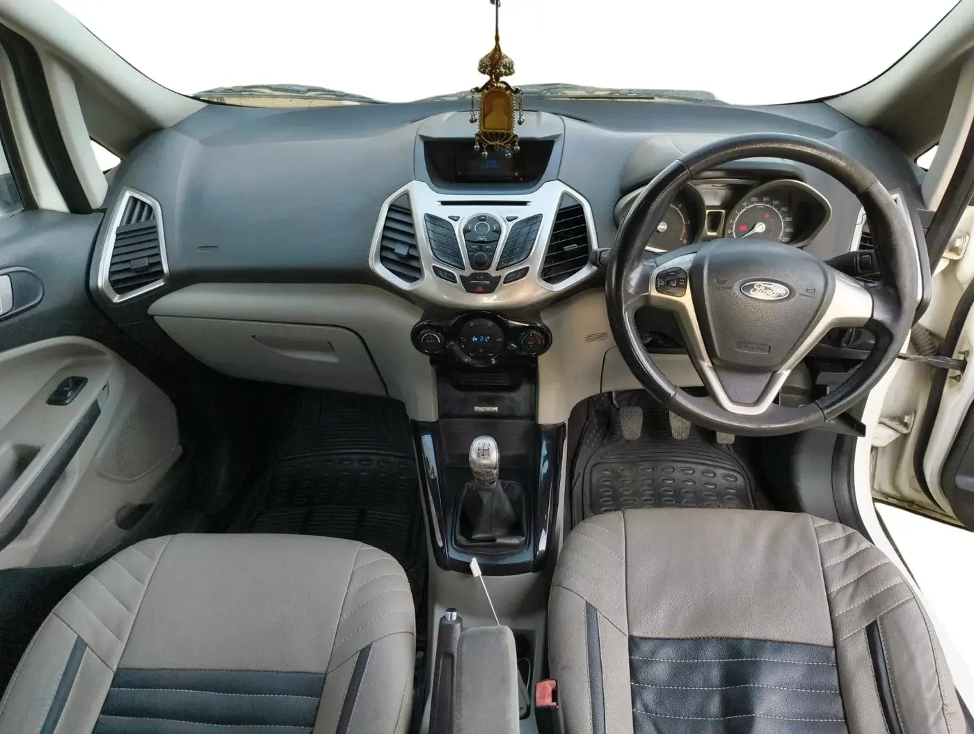 2015 Ford Ecosport TITANIUM 1.5L DIESEL, Diesel, Manual, 70,700 km, interior