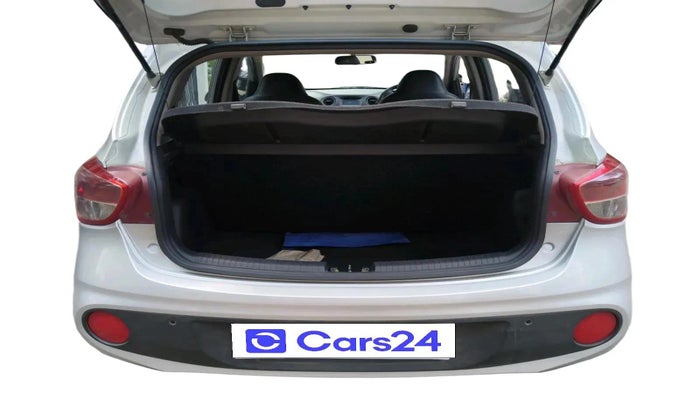 2017 Hyundai Grand i10 SPORTZ 1.2 KAPPA VTVT, Petrol, Manual, 83,599 km, exterior